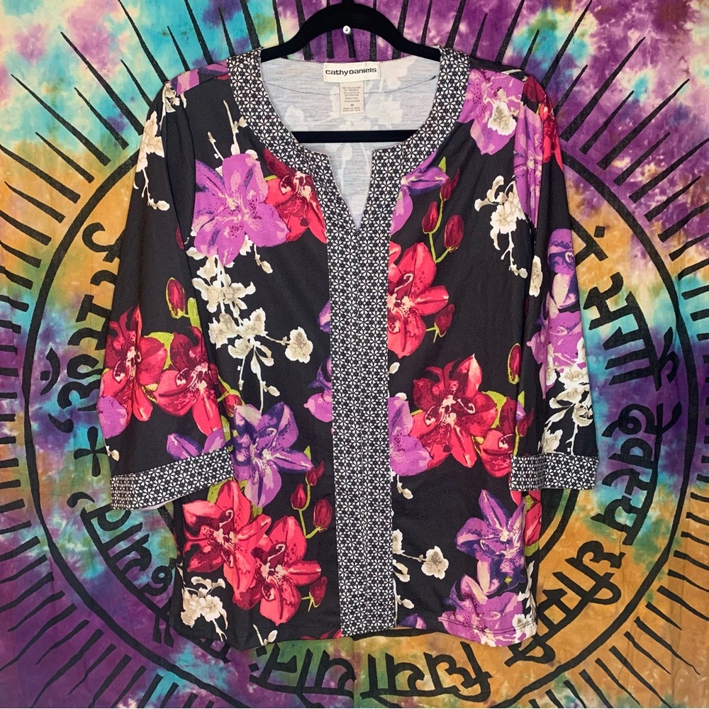 Bohemian Floral Blouse with Trim by Cathy Daniels 3/4 Sleeve Size M Purple/Black